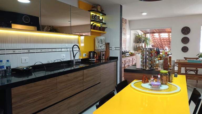 Imagem Casa com 3 Quartos à Venda, 149 m² em Atuba - Curitiba