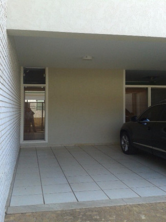 Casa com 3 Quartos à Venda,  em Centro - Mogi Mirim