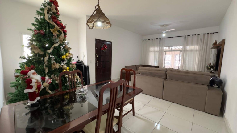 Imagem Casa com 3 Quartos à Venda, 179 m² em Vila Caiçara - Praia Grande Imagem Casa com 3 Quartos à Venda, 179 m² em Vila Caiçara - Praia Grande