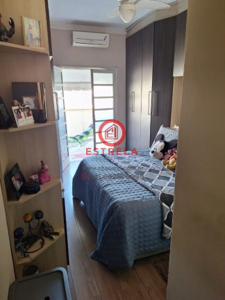 Imagem Casa com 2 Quartos à Venda, 105 m² em Jardim Das Indústrias - Jacareí Imagem Casa com 2 Quartos à Venda, 105 m² em Jardim Das Indústrias - Jacareí