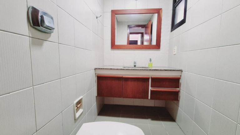 Imagem Apartamento com 3 Quartos à Venda, 137 m² em Pitangueiras - Guarujá