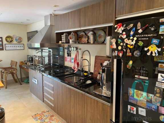 Imagem Casa com 4 Quartos à Venda, 240 m² em Tamboré - Santana De Parnaíba Imagem Casa com 4 Quartos à Venda, 240 m² em Tamboré - Santana De Parnaíba