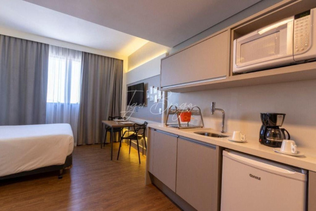 Imagem Kitnet com 1 Quarto à Venda, 24 m² em Batel - Curitiba