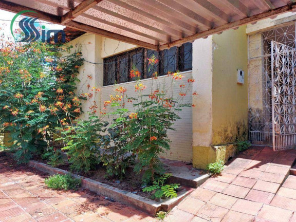 Casa com 5 Quartos à Venda, 330 m² em José Bonifácio - Fortaleza