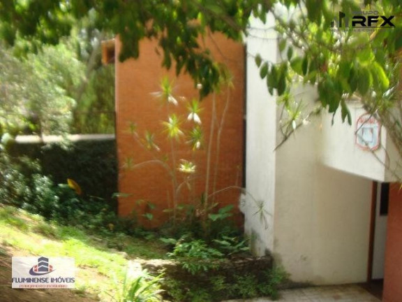 Imagem Casa com 5 Quartos à Venda, 2.400 m² em Vila Progresso - Niterói