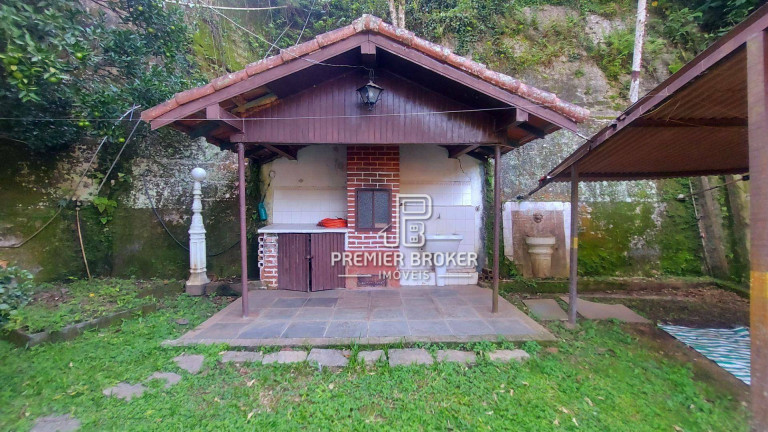 Imagem Casa com 3 Quartos à Venda, 182 m² em Albuquerque - Teresópolis Imagem Casa com 3 Quartos à Venda, 182 m² em Albuquerque - Teresópolis