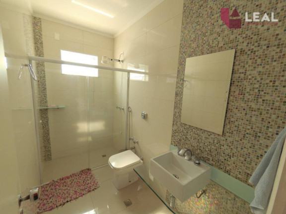 Imagem Casa com 5 Quartos à Venda, 340 m² em Medicina - Pouso Alegre Imagem Casa com 5 Quartos à Venda, 340 m² em Medicina - Pouso Alegre