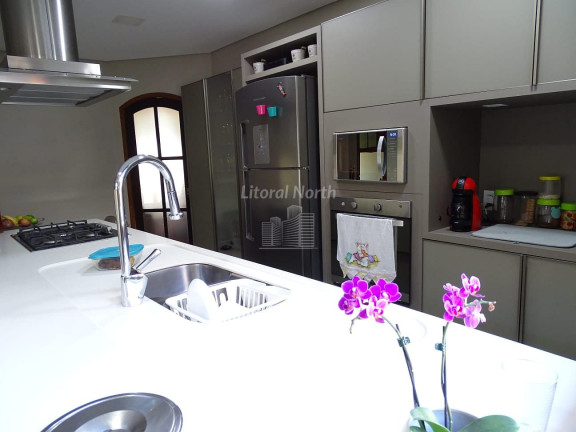 Imagem Casa com 3 Quartos à Venda, 220 m² em Fazenda - Itajaí Imagem Casa com 3 Quartos à Venda, 220 m² em Fazenda - Itajaí