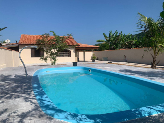 Imagem Casa com 2 Quartos à Venda, 85 m² em Balneário Copacabana - Caraguatatuba
