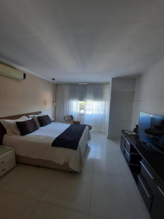 Imagem Casa com 3 Quartos à Venda, 420 m² em Recreio Dos Bandeirantes - Rio De Janeiro Imagem Casa com 3 Quartos à Venda, 420 m² em Recreio Dos Bandeirantes - Rio De Janeiro