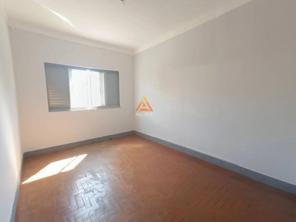 Imagem Casa com 3 Quartos para Alugar, 