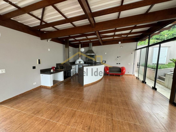 Imagem Casa com 3 Quartos à Venda, 364 m² em Butiatuvinha - Curitiba Imagem Casa com 3 Quartos à Venda, 364 m² em Butiatuvinha - Curitiba