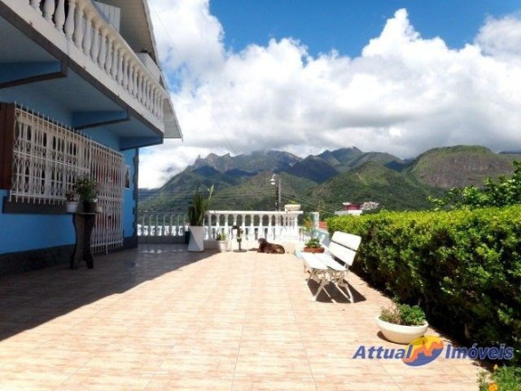 Imagem Casa com 4 Quartos à Venda, 233 m² em Fazendinha - Teresópolis