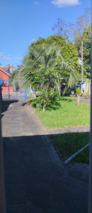 Imagem Casa com 2 Quartos à Venda, 78 m² em Vila Ipiranga - Porto Alegre Imagem Casa com 2 Quartos à Venda, 78 m² em Vila Ipiranga - Porto Alegre