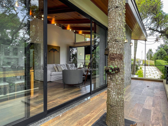Imagem Casa de Condomínio com 3 Quartos à Venda, 278 m² em Vila Isabel - Campos Do Jordão Imagem Casa de Condomínio com 3 Quartos à Venda, 278 m² em Vila Isabel - Campos Do Jordão
