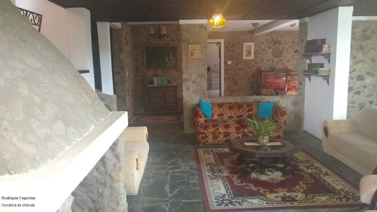 Imagem Imóvel com 3 Quartos à Venda, em Morada Dos Pássaros - Poços De Caldas Imagem Imóvel com 3 Quartos à Venda, em Morada Dos Pássaros - Poços De Caldas