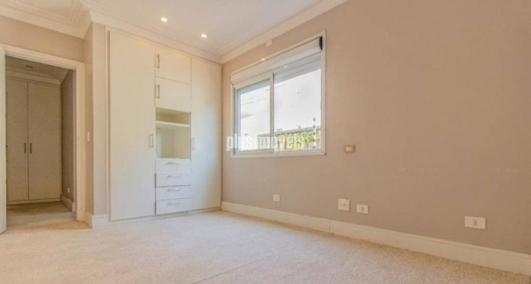 Imagem Casa com 4 Quartos à Venda, 580 m² em Jardim Paulista - São Paulo Imagem Casa com 4 Quartos à Venda, 580 m² em Jardim Paulista - São Paulo
