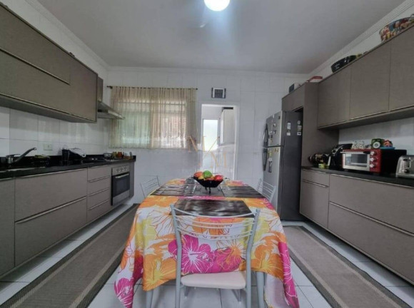 Imagem Casa com 3 Quartos à Venda, 170 m² em Aparecida - Santos Imagem Casa com 3 Quartos à Venda, 170 m² em Aparecida - Santos