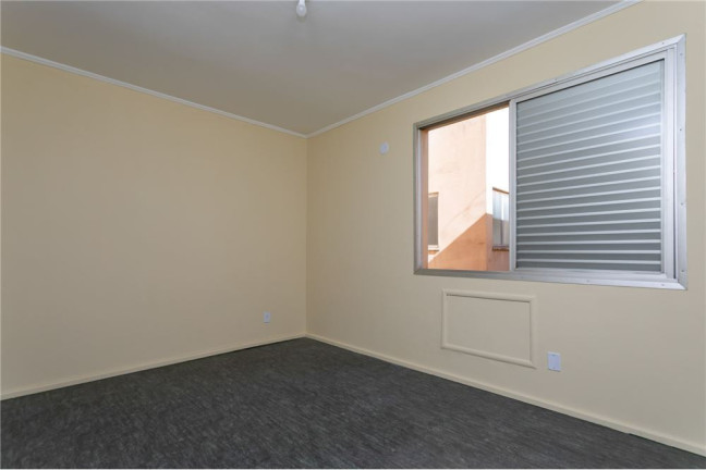 Imagem Apartamento com 1 Quarto à Venda, 43 m² em Passo Da Areia - Porto Alegre Imagem Apartamento com 1 Quarto à Venda, 43 m² em Passo Da Areia - Porto Alegre
