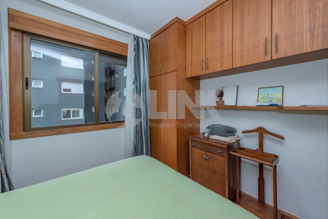 Imagem Apartamento com 3 Quartos à Venda, 196 m² em Auxiliadora - Porto Alegre