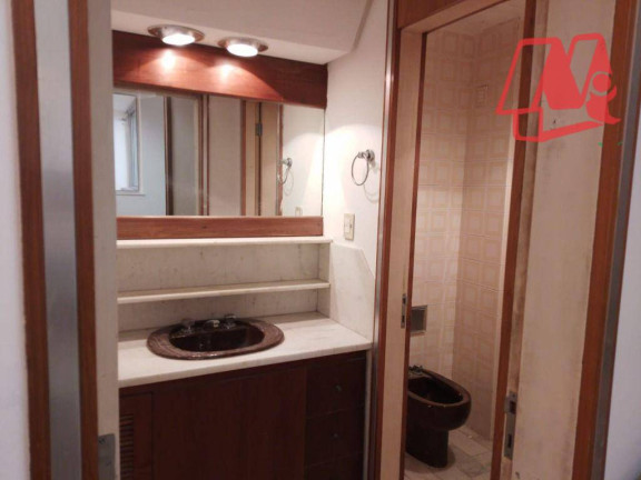 Imagem Casa com 3 Quartos à Venda ou Locação, 371 m² em Auxiliadora - Porto Alegre