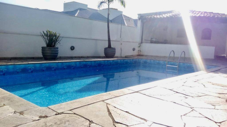 Imagem Casa com 4 Quartos à Venda, 550 m² em Alphaville - Barueri Imagem Casa com 4 Quartos à Venda, 550 m² em Alphaville - Barueri