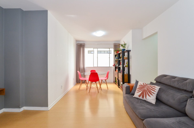 Imagem Apartamento com 2 Quartos à Venda, 70 m² em Vila Uberabinha - São Paulo