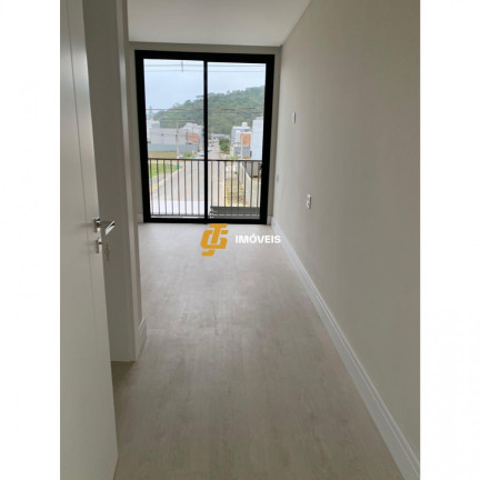 Imagem Sobrado com 3 Quartos à Venda,  em Terras Altas - Camboriú