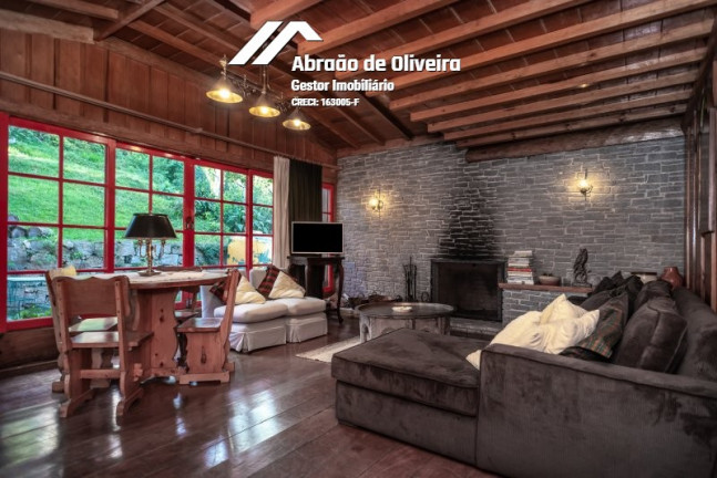 Imagem Casa com 4 Quartos à Venda, 1.199 m² em Toriba - Campos Do Jordão