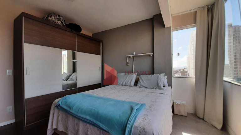Imagem Apartamento com 2 Quartos à Venda, 77 m² em Centro - Itajaí