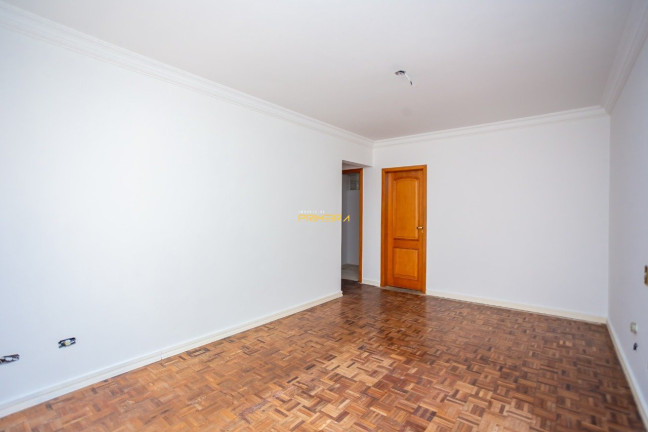 Imagem Apartamento com 3 Quartos à Venda, 210 m² em Cabral - Curitiba