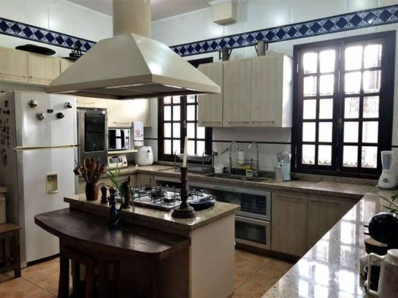 Imagem Casa com 3 Quartos à Venda,  em Fazendinha - Carapicuíba