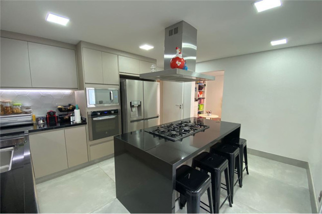 Imagem Casa com 4 Quartos à Venda, em Mooca - São Paulo Imagem Casa com 4 Quartos à Venda, em Mooca - São Paulo