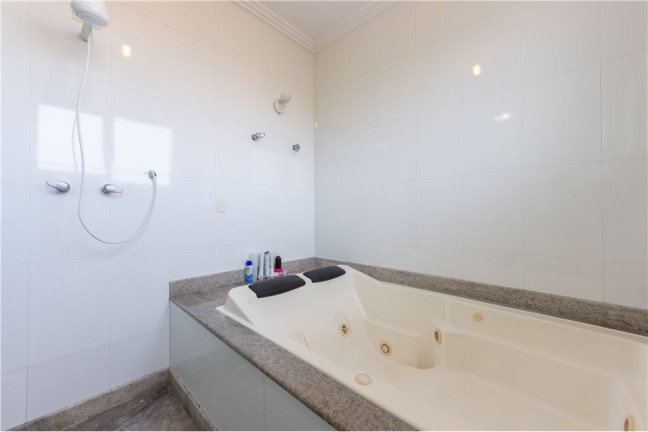 Imagem Casa com 4 Quartos à Venda, 700 m² em Jardim Guedala - São Paulo Imagem Casa com 4 Quartos à Venda, 700 m² em Jardim Guedala - São Paulo
