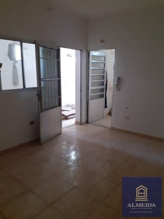 Casa com 1 Quarto para Alugar, 30 m² em Parque Regina - São Paulo