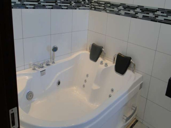 Imagem Casa com 3 Quartos à Venda, 200 m² em Costa Azul - Rio Das Ostras Imagem Casa com 3 Quartos à Venda, 200 m² em Costa Azul - Rio Das Ostras