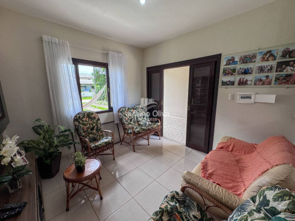 Imagem Casa com 3 Quartos à Venda, 145 m² em Barra Do Sai - Itapoá Imagem Casa com 3 Quartos à Venda, 145 m² em Barra Do Sai - Itapoá
