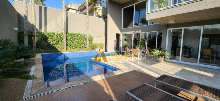 Casa com 4 Quartos à Venda, 750 m² em Tamboré - Santana De Parnaíba
