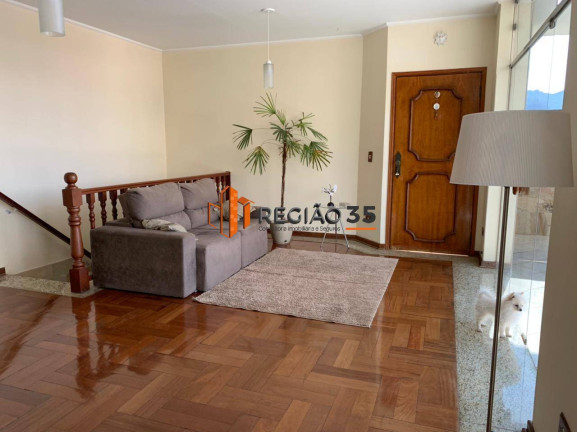 Imagem Casa com 3 Quartos à Venda, 300 m² em Vila Bela - Poços De Caldas