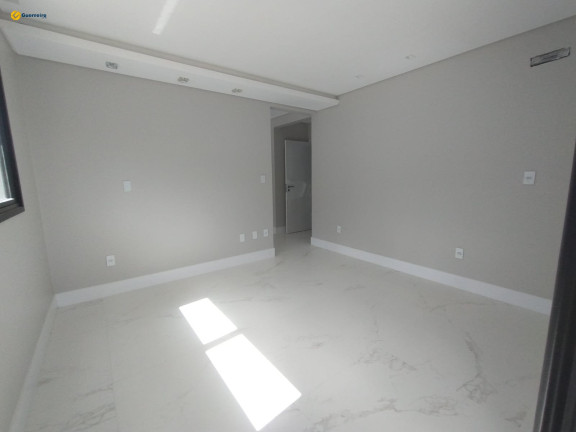 Imagem Casa de Condomínio com 3 Quartos à Venda, 558 m² em Itacorubi - Florianópolis