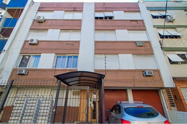 Imóvel com 1 Quarto à Venda,  em Bom Fim - Porto Alegre