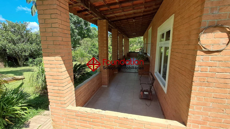Imagem Chácara com 3 Quartos à Venda, 2.700 m² em Caete (mailasqui) - São Roque