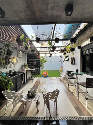 Casa de Condomínio com 3 Quartos à Venda, 228 m² em Centro - Uberlândia