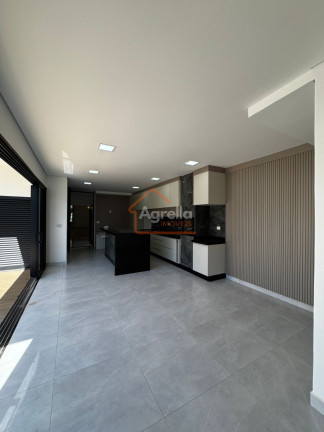 Imagem Imóvel com 3 Quartos à Venda, 332 m² em Condomínio Residencial Palm Park - Estiva Gerbi Imagem Imóvel com 3 Quartos à Venda, 332 m² em Condomínio Residencial Palm Park - Estiva Gerbi