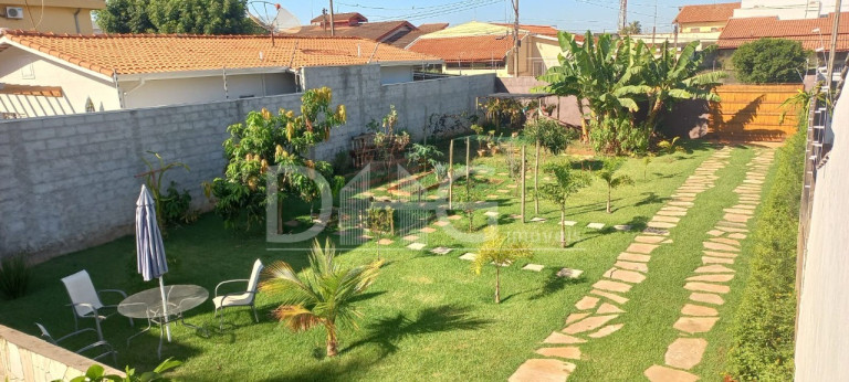 Terreno à Venda, 325 m² em Jardim Dos Calegaris - Paulínia