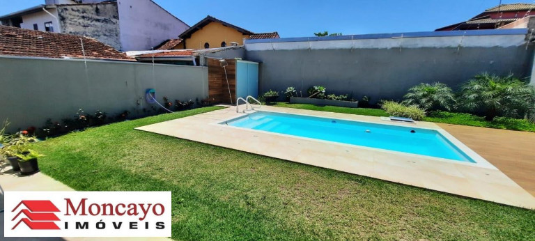 Imagem Sobrado com 4 Quartos à Venda, 360 m² em Jardim Britânia - Caraguatatuba