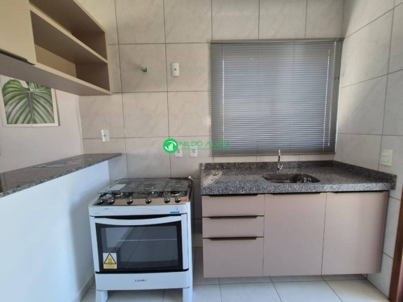 Imagem Casa com 2 Quartos à Venda, 200 m²
