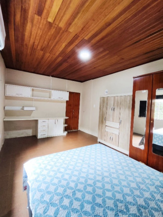 Imagem Casa com 4 Quartos à Venda, 192 m² em Redenção - Manaus