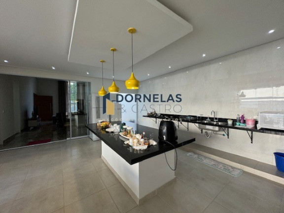 Imagem Casa com 3 Quartos à Venda, 400 m² em Guará I - Brasília Imagem Casa com 3 Quartos à Venda, 400 m² em Guará I - Brasília