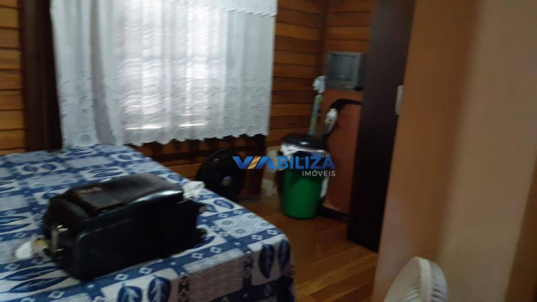 Imagem Sobrado com 3 Quartos à Venda, 250 m² em Aruja 5 - Arujá Imagem Sobrado com 3 Quartos à Venda, 250 m² em Aruja 5 - Arujá